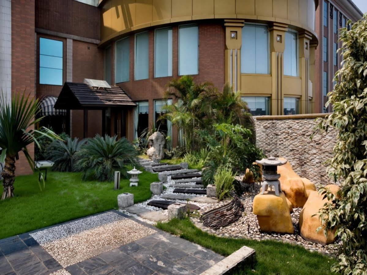 City Hotel Foshan Exterior foto