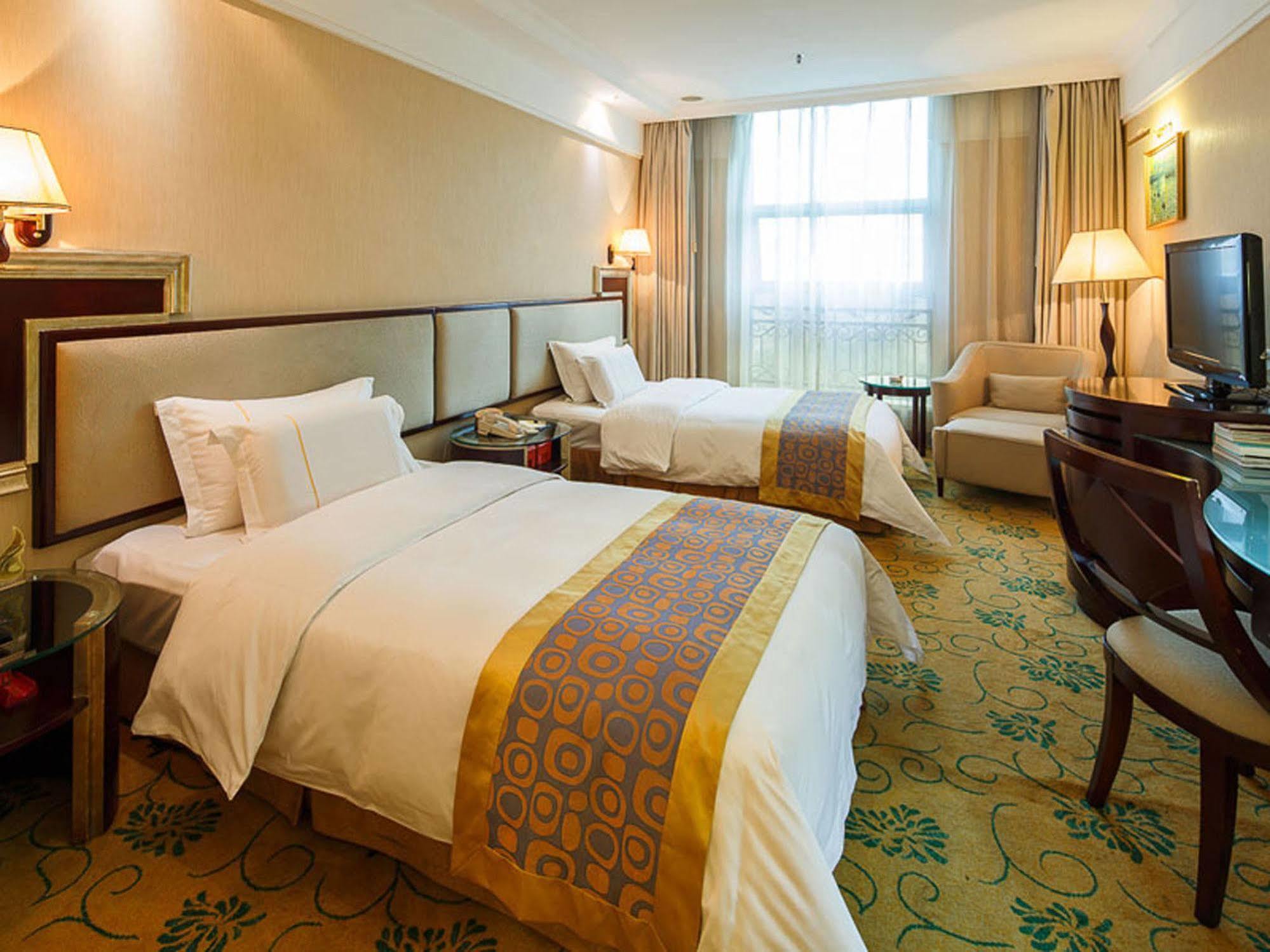 City Hotel Foshan Exterior foto