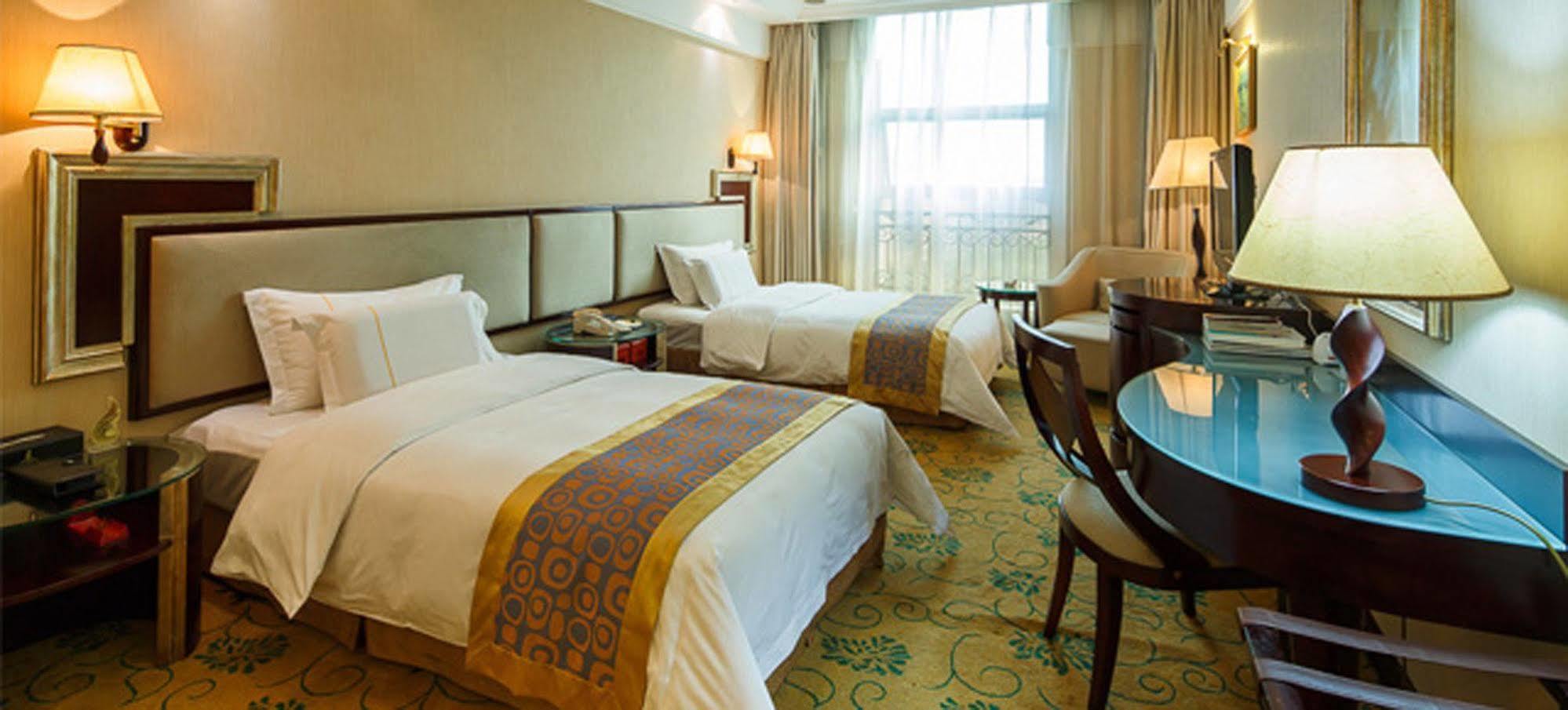 City Hotel Foshan Exterior foto